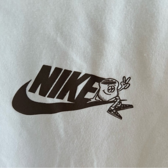 Nike Long Sleeve Graphic Top - Picture 3 of 7